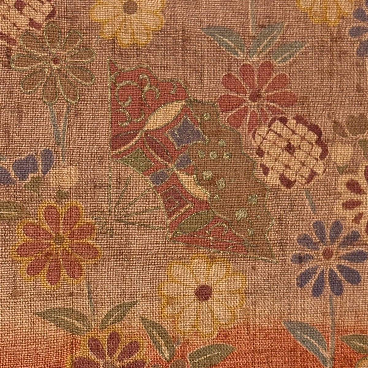 特選 紬地 着物 中古 正絹 袷 セミフォーマル 刺繍 花の図 鶯茶色 多色 身丈165.5cm 裄65cm L トール きもの北條 A1274-6 付下げ 身丈161cm 裄丈67cm M 袷 紬地 草花 段縞 金彩 赤茶 正絹 秀品