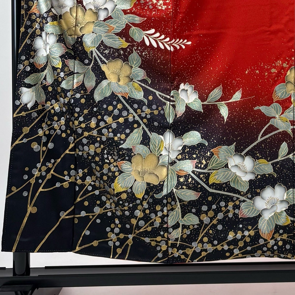 美品】振袖 身丈156cm 裄丈62.5cm S 袷 草花 枝花 金銀彩 赤 正絹 秀品