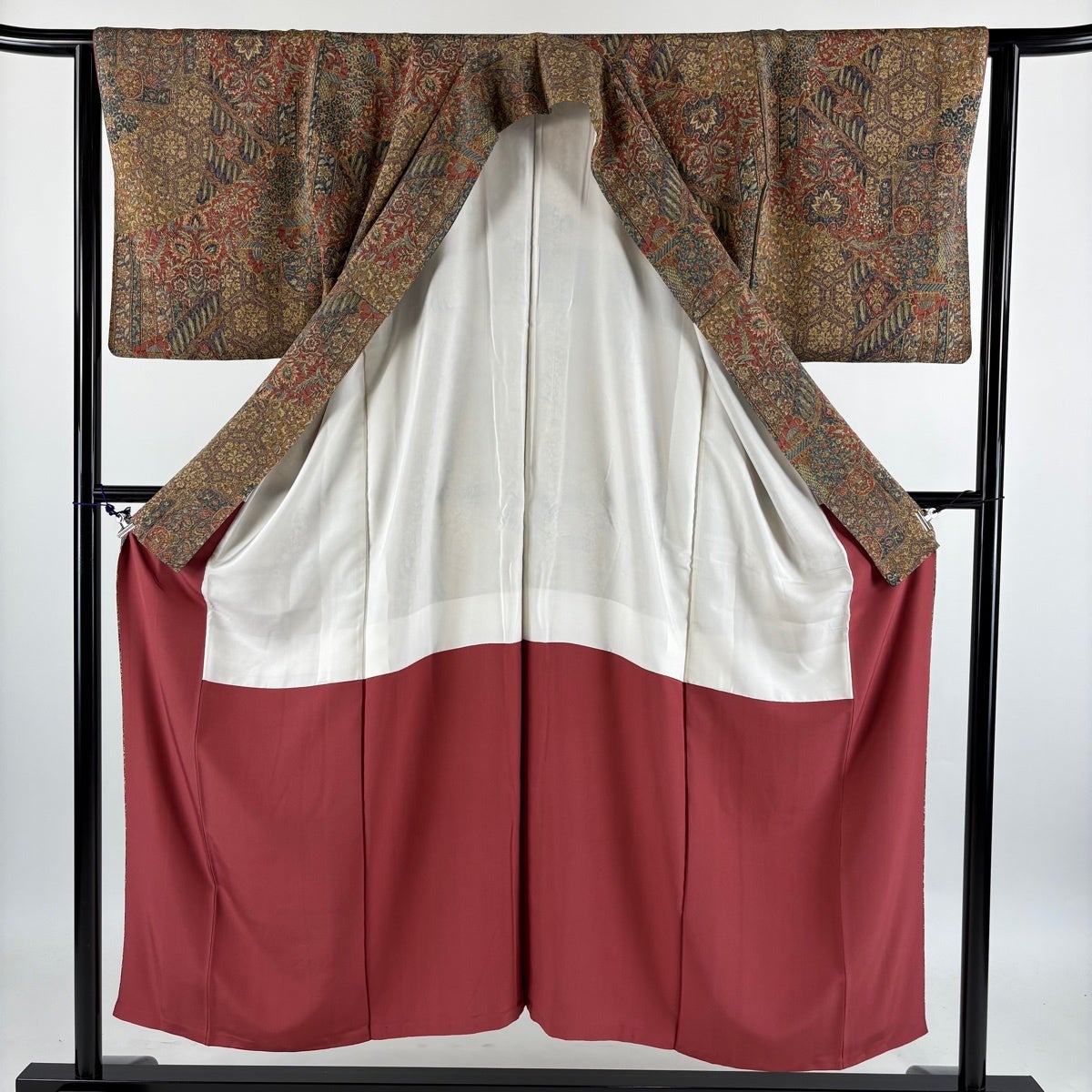 美品】 小紋 身丈152cm 裄丈64cm M 袷 二代目 更甚 落款あり 更紗 薄茶
