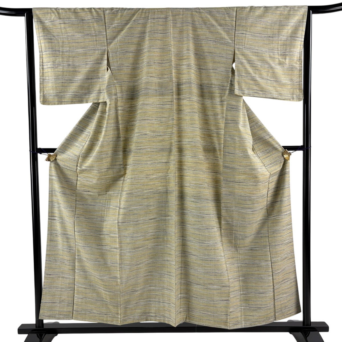 紬 身丈158cm 裄丈64cm M 袷 縞 薄緑 正絹 秀品｜中古・古着