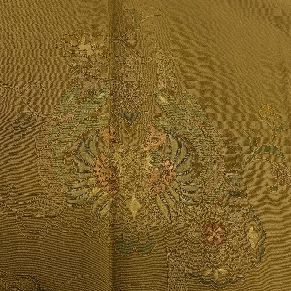 【着物】付下げ 刺繍 人物文 しつけ付 身丈約157.5cm 裄丈約62cm 24z-4122 付下げ 身丈168cm 裄丈67cm M 袷 雲文 花鳥 刺繍 ぼかし 薄紫 正絹