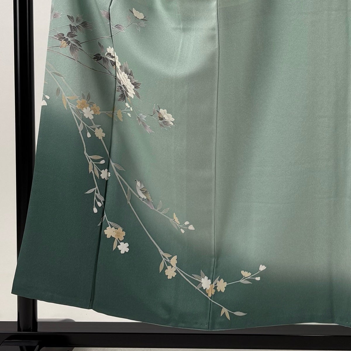 ★専用★美品 小紋 薄い灰緑 蛍ぼかし 身丈154cm 裄丈63cm 袷 お洒落 訪問着 身丈153.5cm 裄丈63cm S 袷 枝花 鳥 ぼかし 染め分け 薄緑 正絹