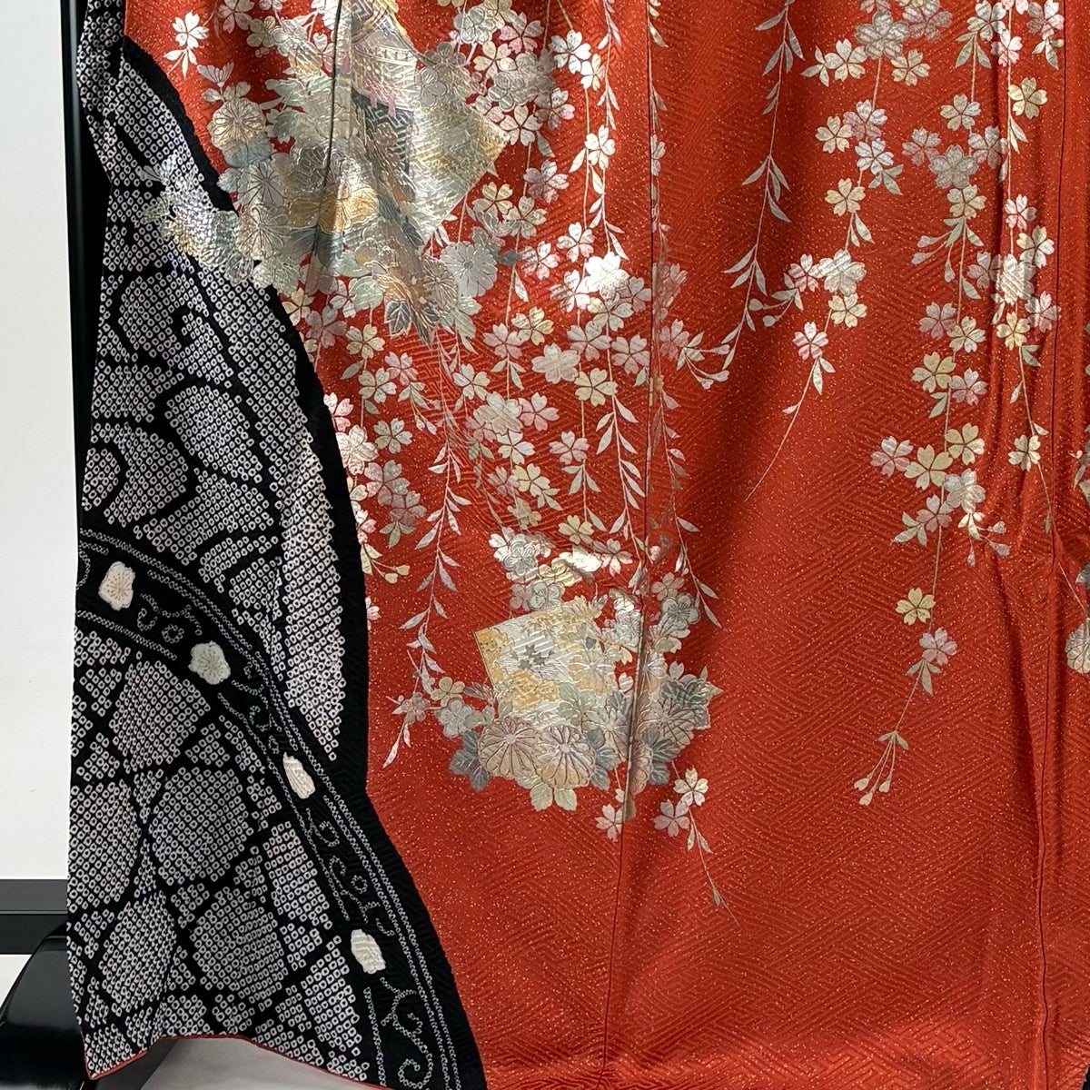 振袖 身丈167.5cm 裄丈67.5cm L 袷 山鉾 枝垂れ桜 金銀彩 絞り 朱色