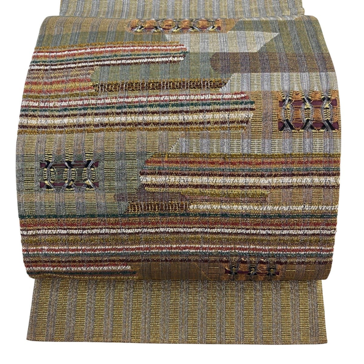 美品】 袋帯 秀品 藤 幾何学模様 刺繍 金糸 よもぎ色 お太鼓柄 正絹