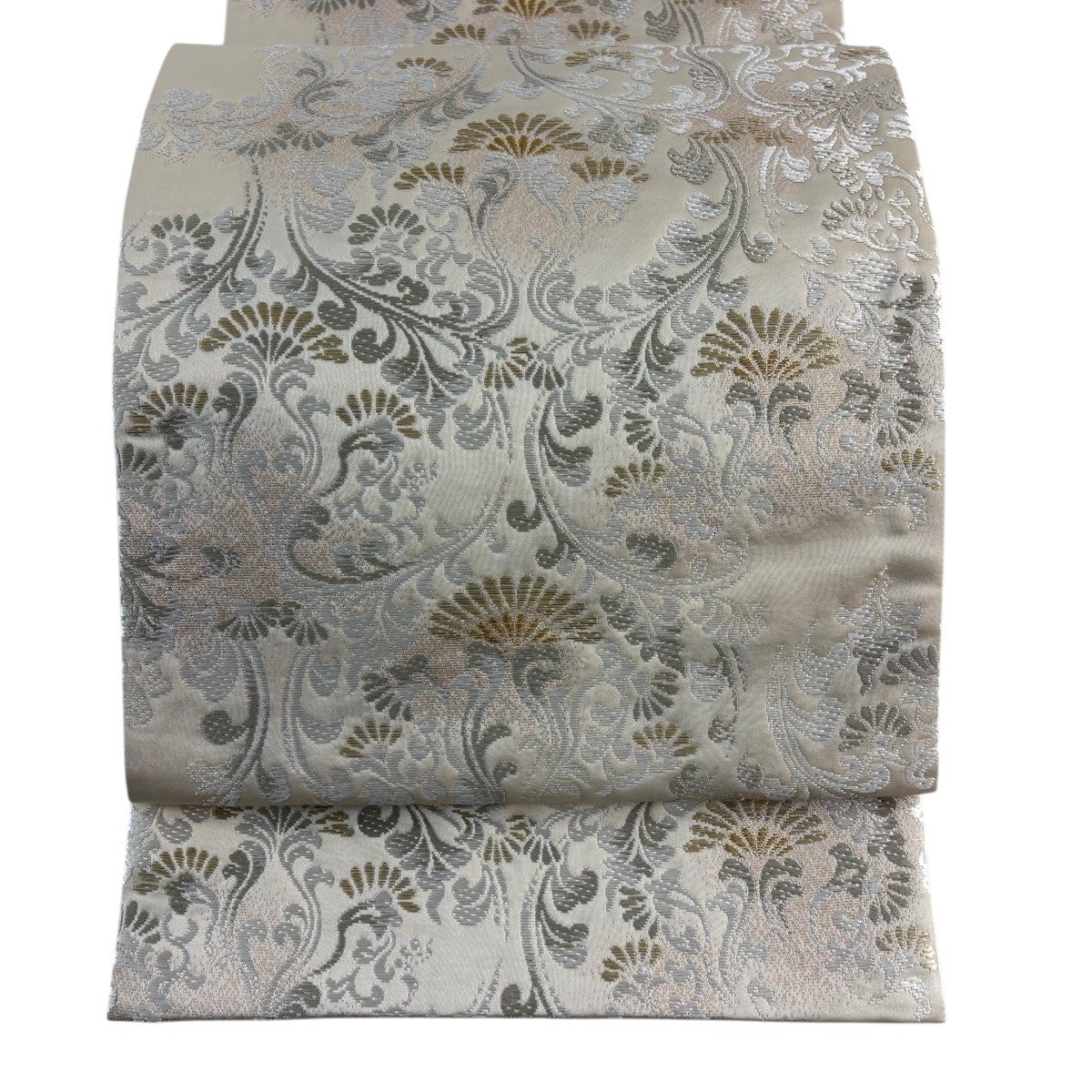 在庫一掃】 【美品】 袋帯 名品 加納幸 落款あり 草花 有職文様 金糸