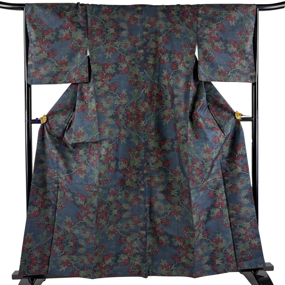 美品】 紬 身丈159cm 裄丈66cm M 袷 花 楓 紺色 正絹 優品｜中古・古着