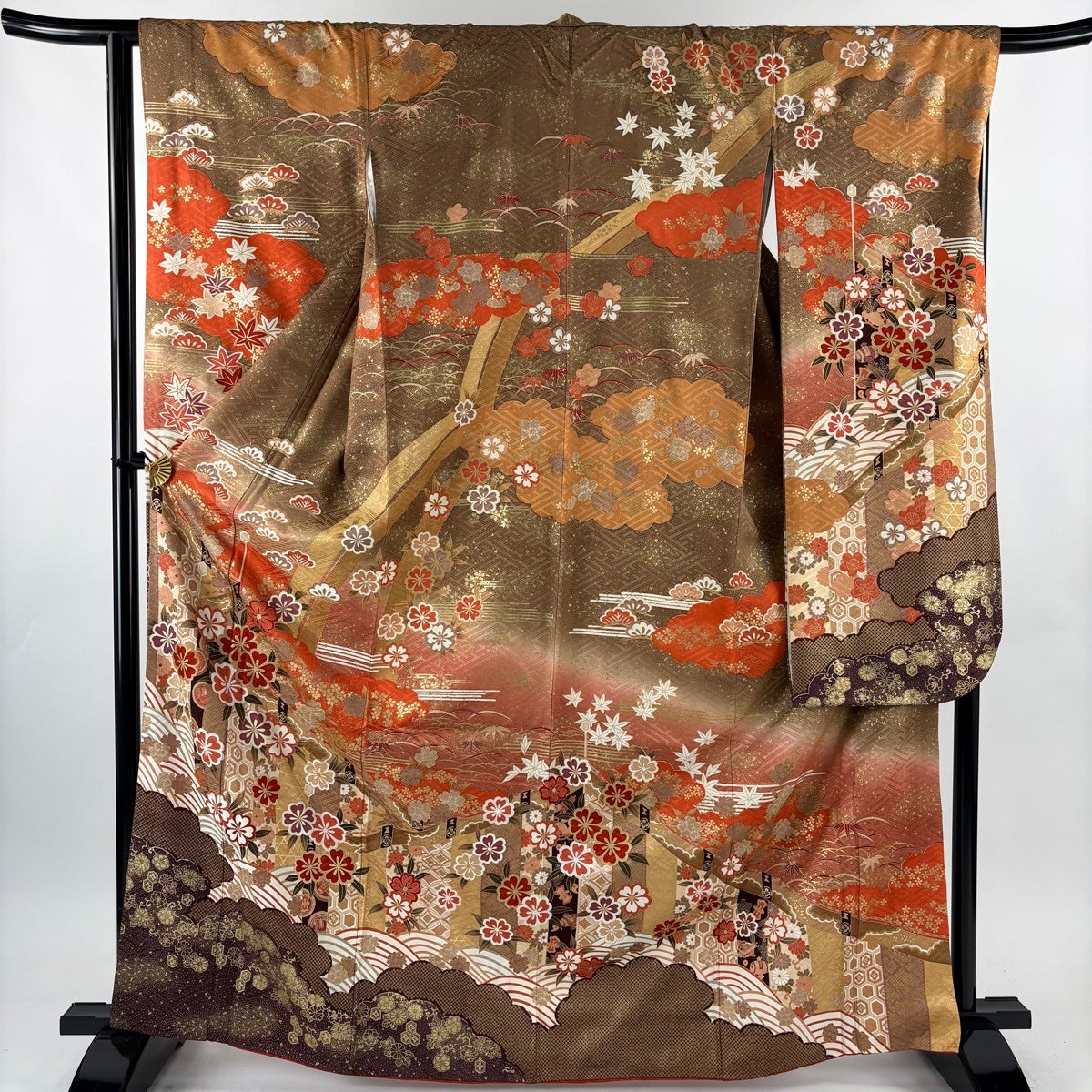 振袖 身丈166cm 裄丈68cm 正絹 秀品 【中古】 振袖 身丈166cm 裄丈68cm L 袷 御所車 牡丹 金糸 金彩 濃ピンク 正絹