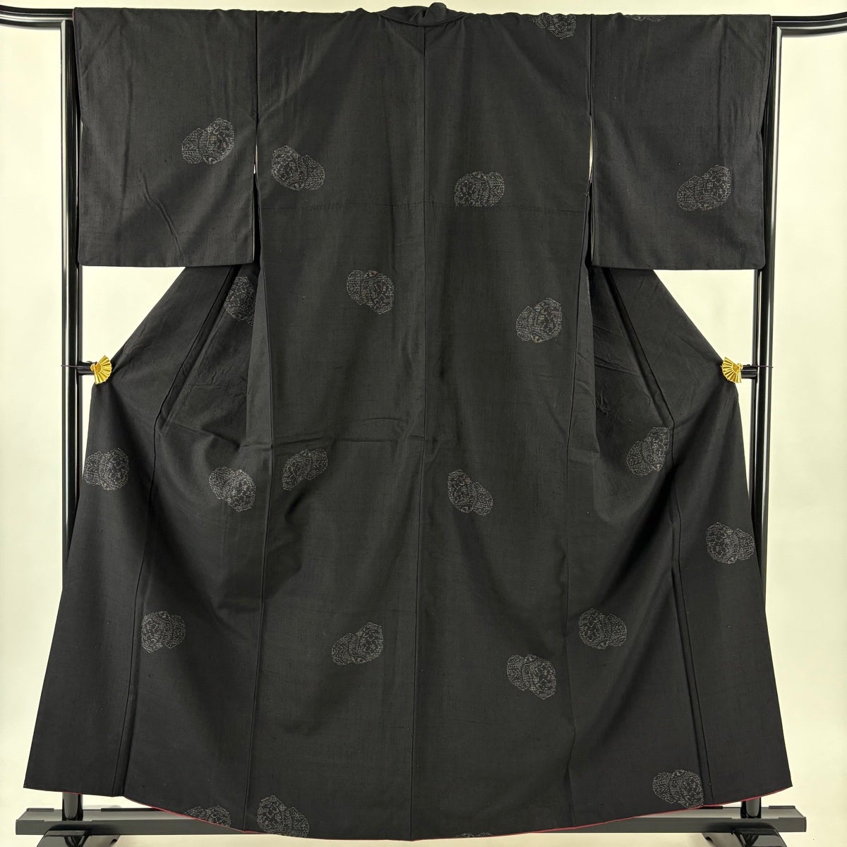 紬 身丈158cm 裄丈65cm M 袷 証紙あり 器物 黒 正絹 秀品｜中古・古着
