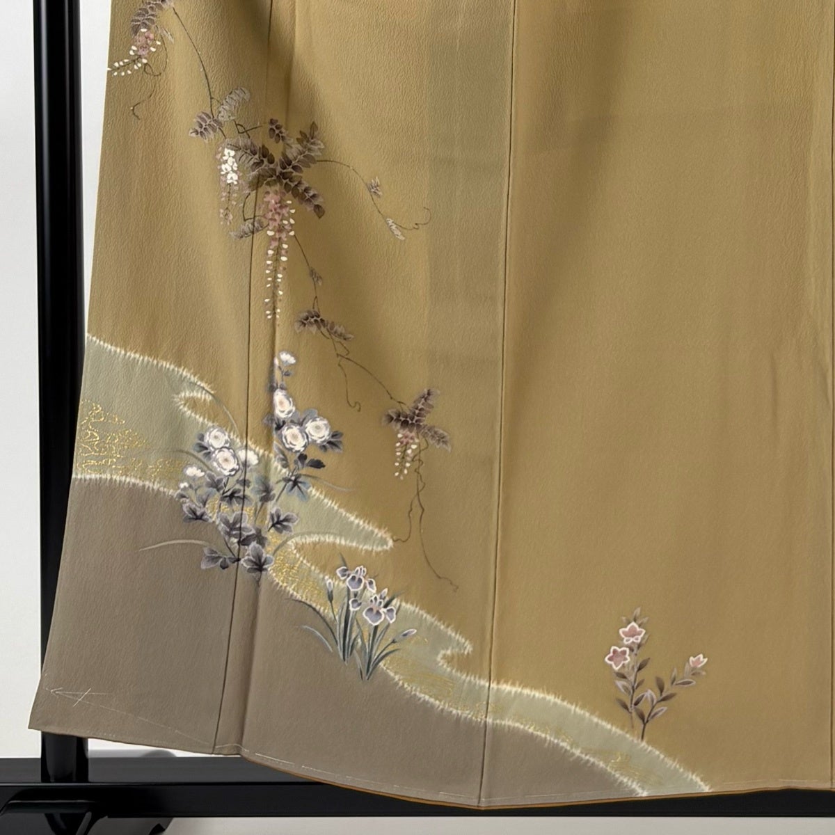 付下げ 身丈156cm 裄丈64cm M 袷 藤 霞 金彩 絞り 黄土色 正絹 優品