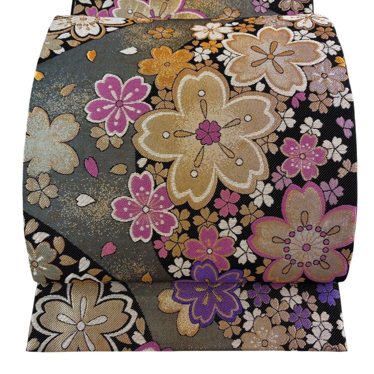 袋帯 煌びやかな花柄 瓦模様 金糸 金色 O-5856 袋帯 煌びやかな花柄 瓦模様 金糸 金色 O-5856の通販 by リユース着物