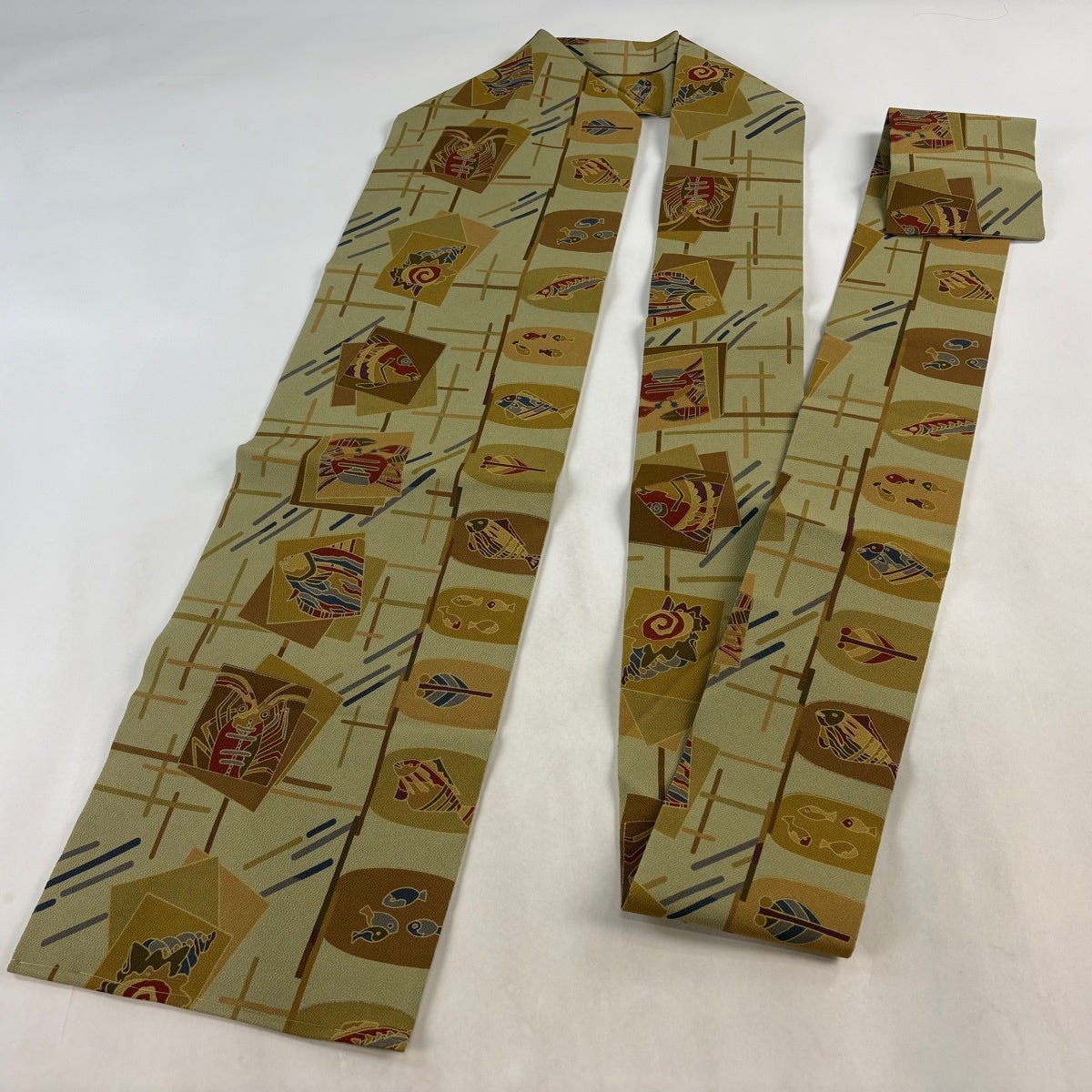 美品】 名古屋帯 秀品 魚 海老 金彩 縮緬 抹茶色 正絹｜中古・古着