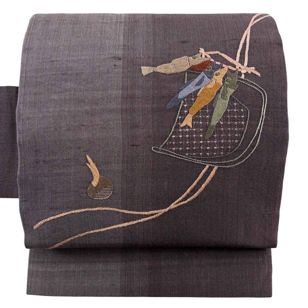 名古屋帯 秀品 紬地 魚 生り物 刺繍 箔 灰紫 正絹｜中古・古着