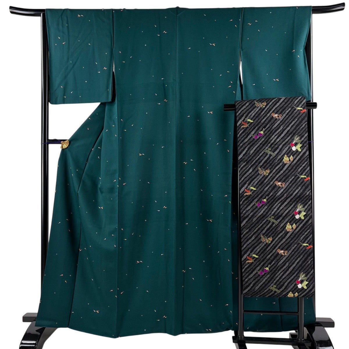 小紋 身丈165cm 裄丈66cm 正絹 逸品 【中古】 小紋 身丈165cm 裄丈64.5cm M 袷 名古屋帯セット 桜 縦縞 灰色 正絹 秀