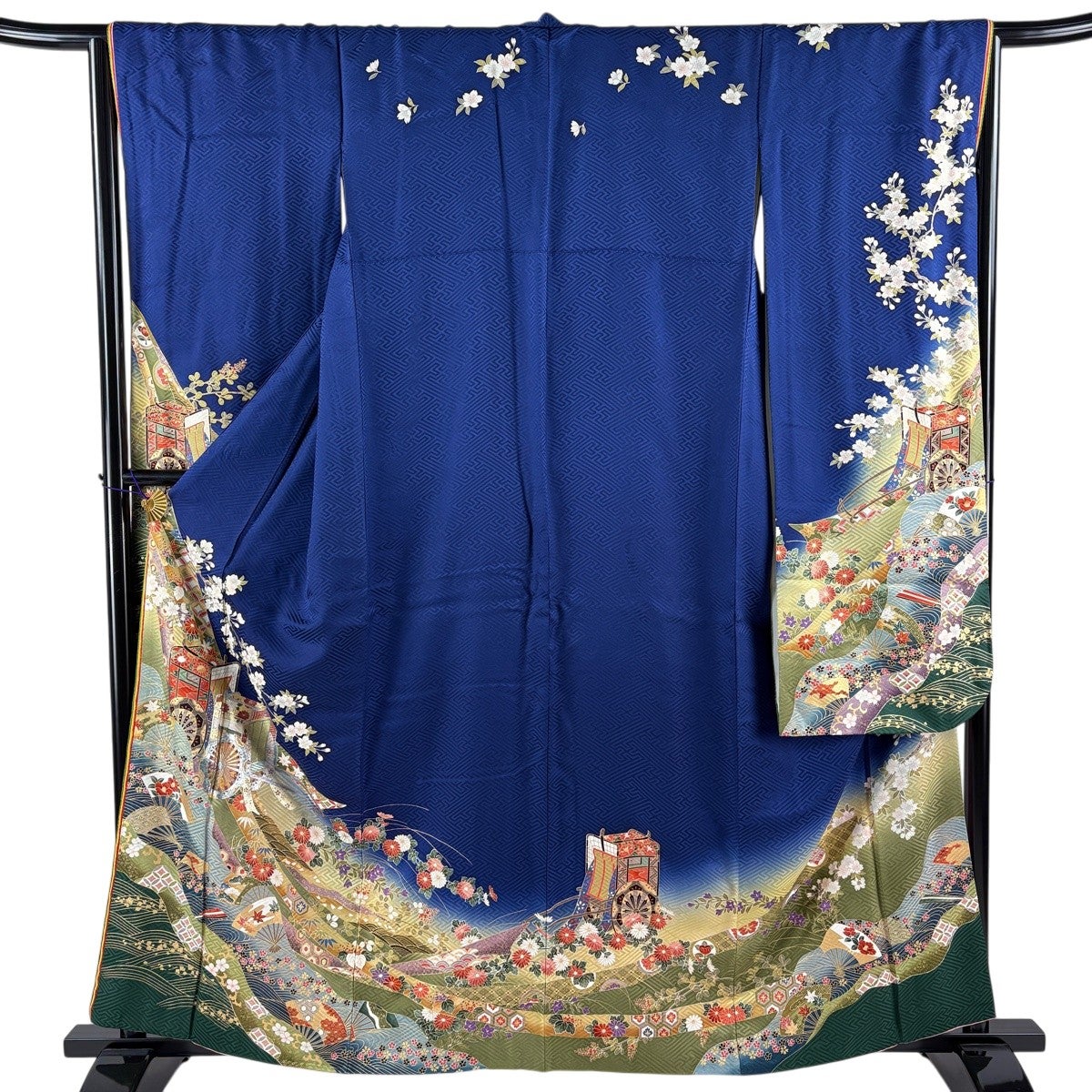 美品】 振袖 身丈162cm 裄丈65cm M 袷 桂由美 落款あり 御所車 草花