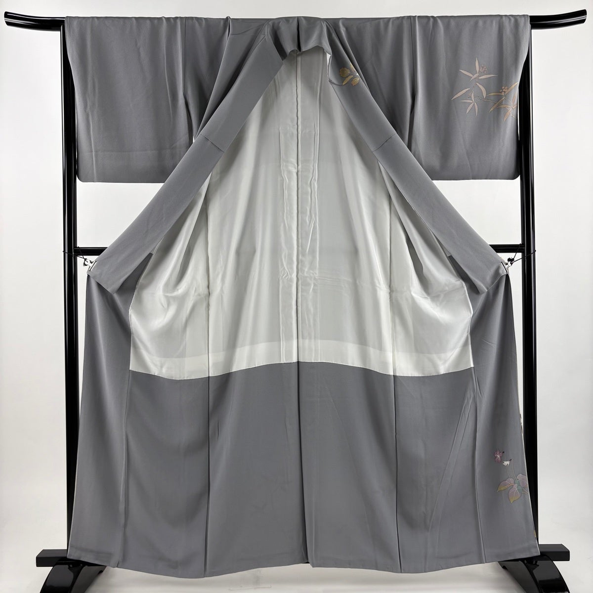 付下げ 身丈161cm 裄丈66cm 正絹 名品 【中古】 付下げ 身丈161cm 裄丈66cm M 袷 華文 草花 箔 刺繍 緑 正絹 名品