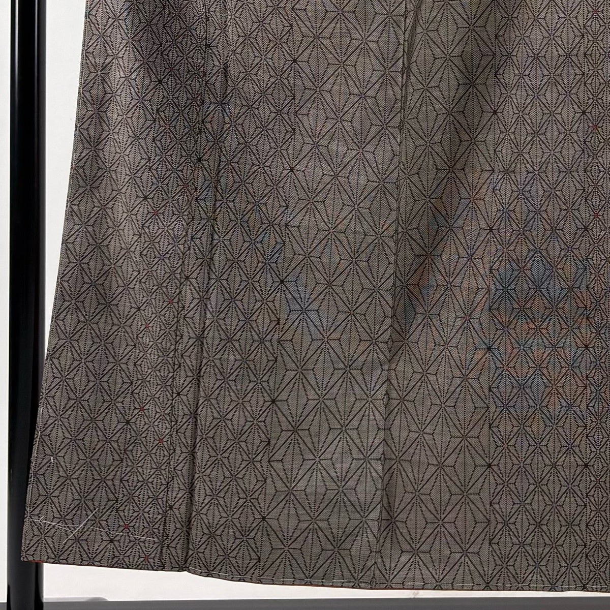 【美品】 紬 身丈155.5cm 裄丈64cm 正絹 秀品 【中古】 美品】 紬 身丈155.5cm 裄丈64cm 正絹 名品 【中古】の通販 by