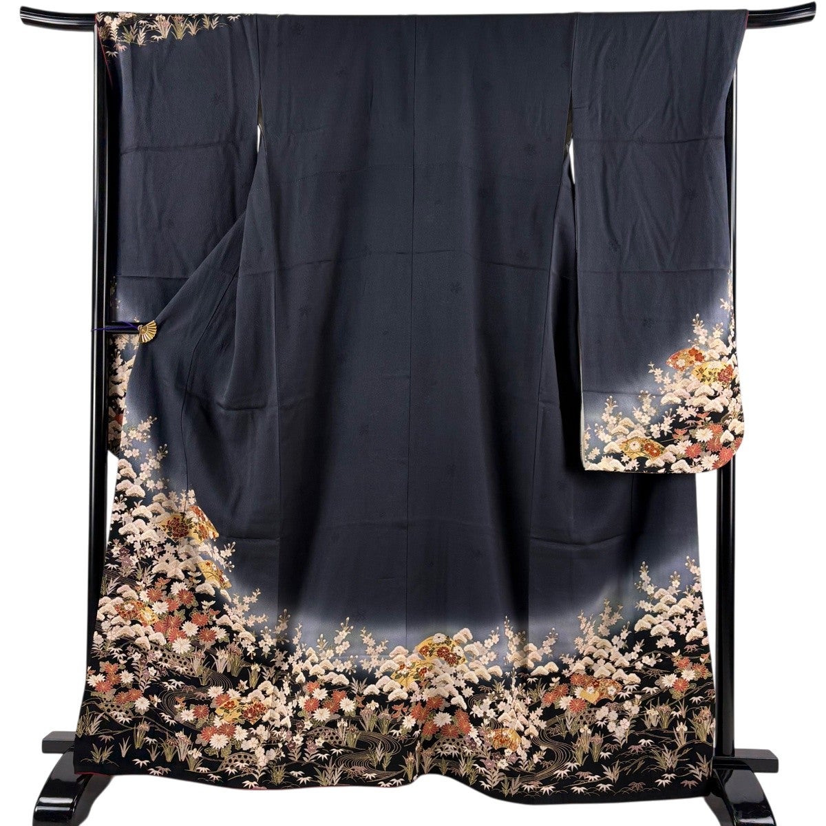振袖 身丈161.5cm 裄丈68.5cm L 袷 鈴乃屋 扇面 草花 金彩 ぼかし 墨色 振袖 身丈161.5cm 裄丈68.5cm L 袷 鈴乃屋 扇面 草花 金彩 ぼかし 墨色