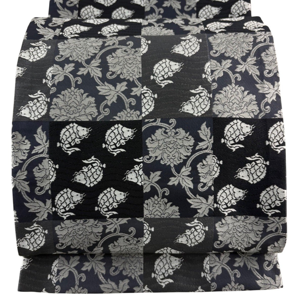 名古屋帯 秀品 化繊 【中古】 美品】 袋名古屋帯 秀品 荒磯 牡丹唐草 黒灰 化繊｜中古・古着