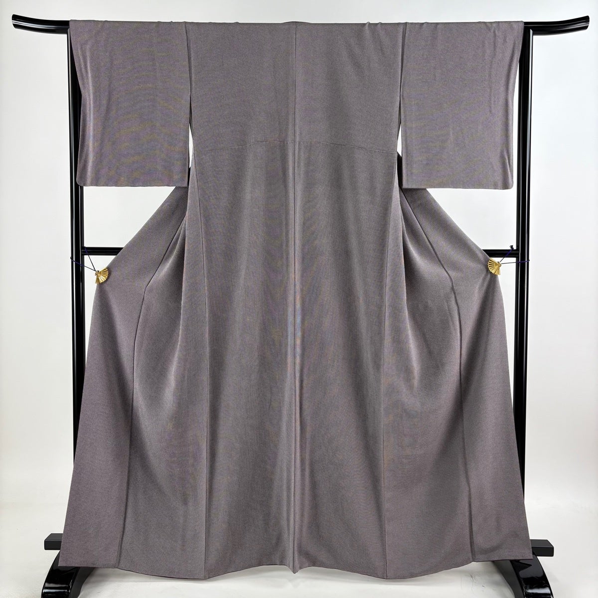 江戸小紋 身丈161cm 裄丈63cm 正絹 秀品 【中古】 江戸小紋 身丈157.5cm 裄丈61.5cm S 袷 落款あり 縦縞 茶紫 正絹 秀品