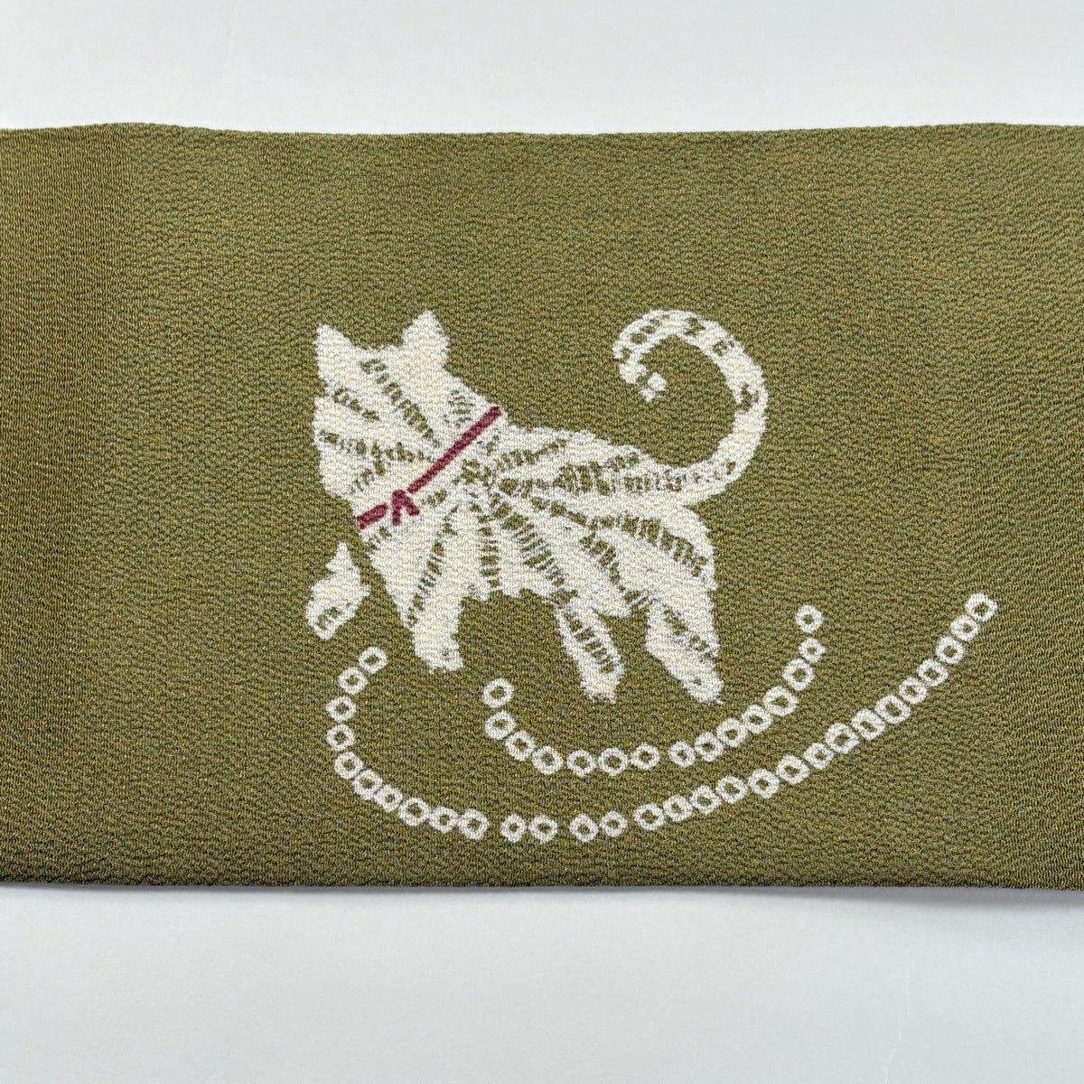 50%OFF 【美品】 名古屋帯 名品 猫 葉柄 縮緬 抹茶色 正絹 K50｜中古