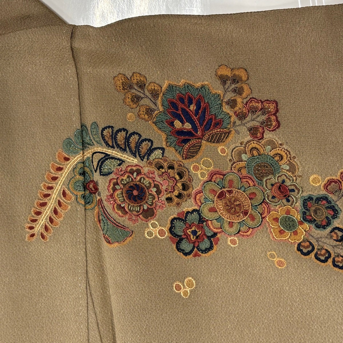 訪問着 身丈167cm 裄丈67.5cm L 袷 草花 雪輪 刺繍 金糸 灰茶 正絹
