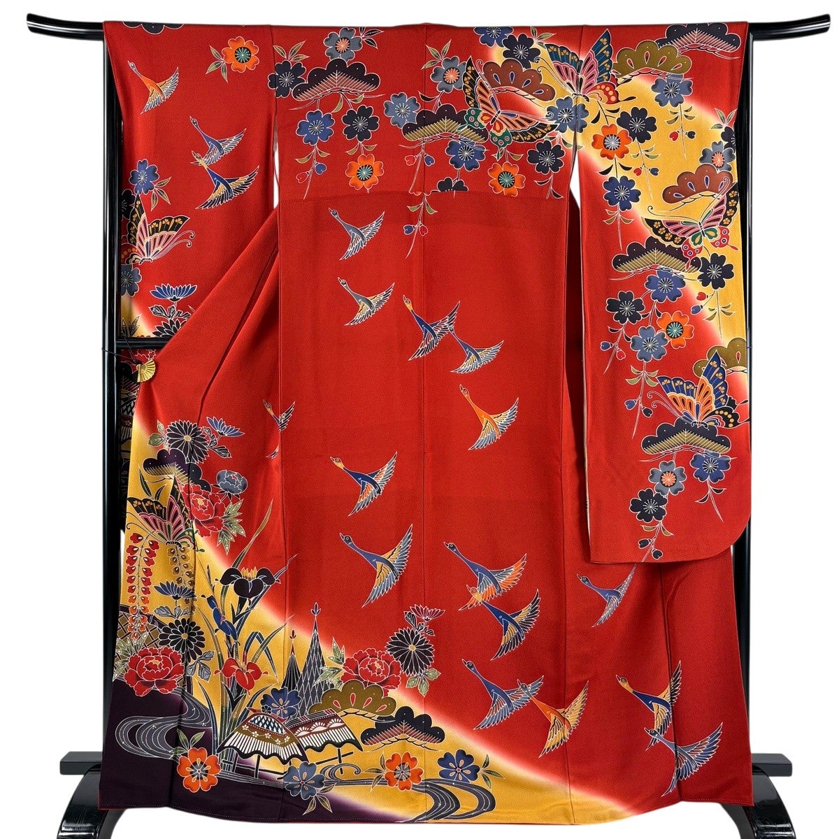 振袖 身丈156cm 裄丈62cm 正絹 名品 【中古】 美品 振袖 身丈156cm 裄丈62cm S 袷 草花 地紋 金糸 金彩 赤 正絹 秀品