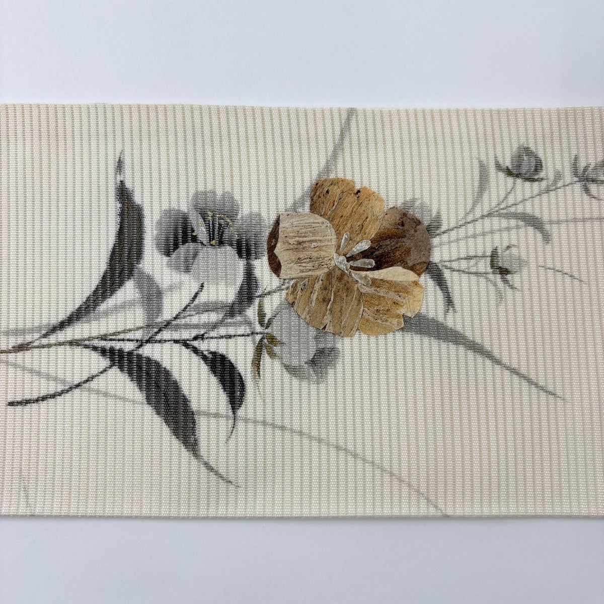 【美品】 名古屋帯 名品 正絹 【中古】 袋名古屋帯 美品 逸品 じゅらく 落款あり 月 縞 箔 灰白 正絹 中古