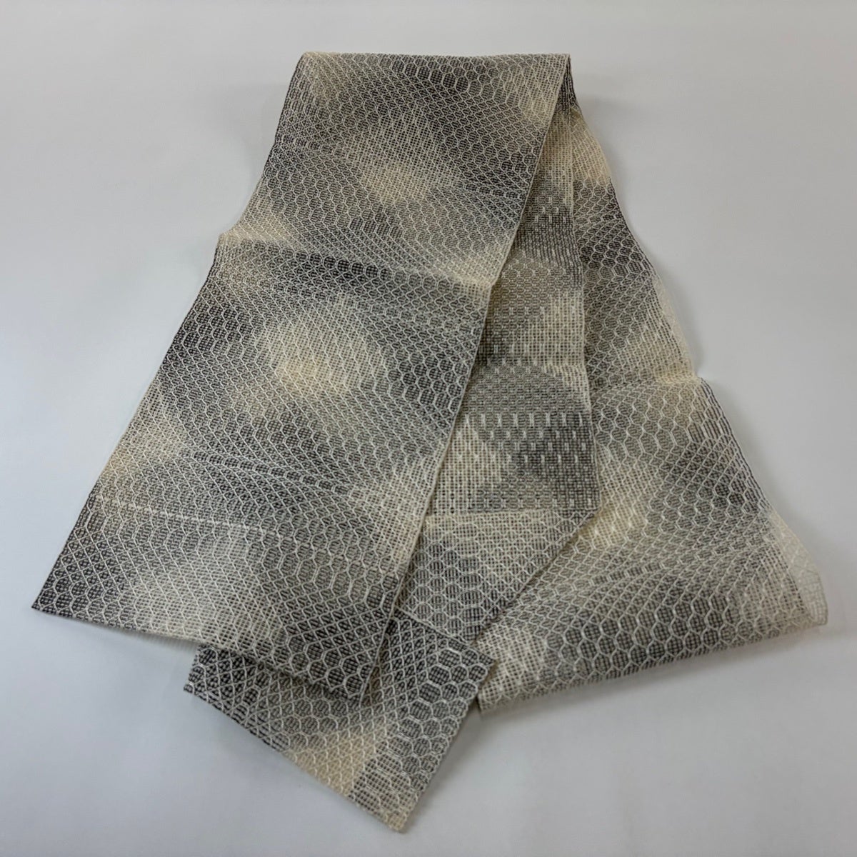 美品】 名古屋帯 秀品 夏帯 松葉仕立て 八寸名古屋帯 幾何学模様