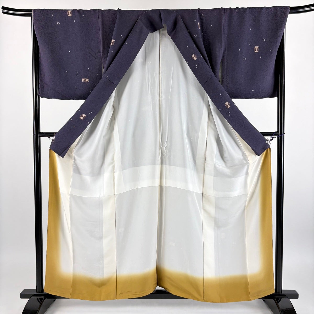小紋 身丈159.5cm 裄丈67.5cm L 袷 幾何学 絞り 紫 正絹 秀品｜中古