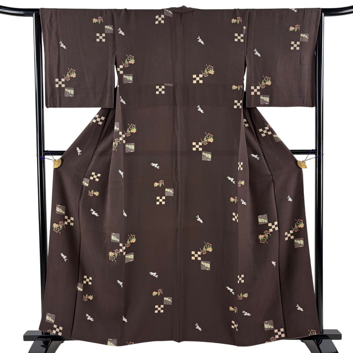 ★専用★小紋 日本昔話 動物 黒 金彩加工 身丈159.5cm 裄丈65cm 袷 小紋 身丈157cm 裄丈64cm M 袷 胴抜き うさぎ 葡萄 縮緬 焦茶色 正絹