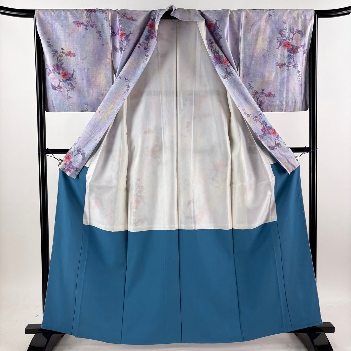 美品】 紬 身丈162cm 裄丈66.5cm M 袷 小千谷紬 証紙あり 孔雀 枝花