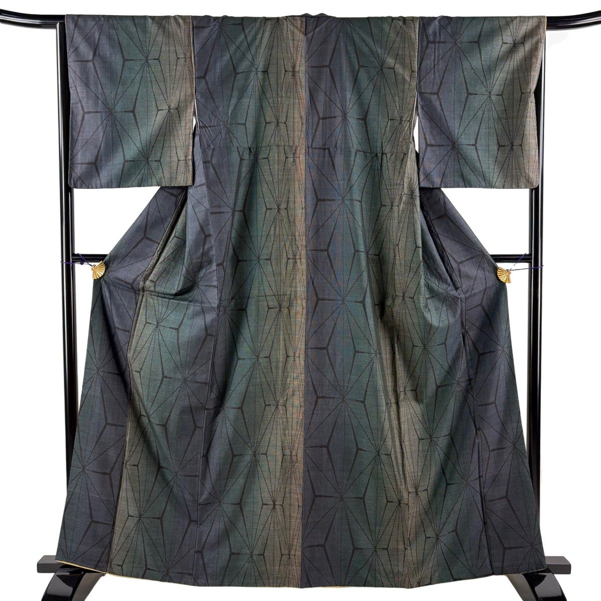 紬 身丈162.5cm 裄丈66cm M 袷 麻の葉 灰紫 正絹 秀品｜中古・古着