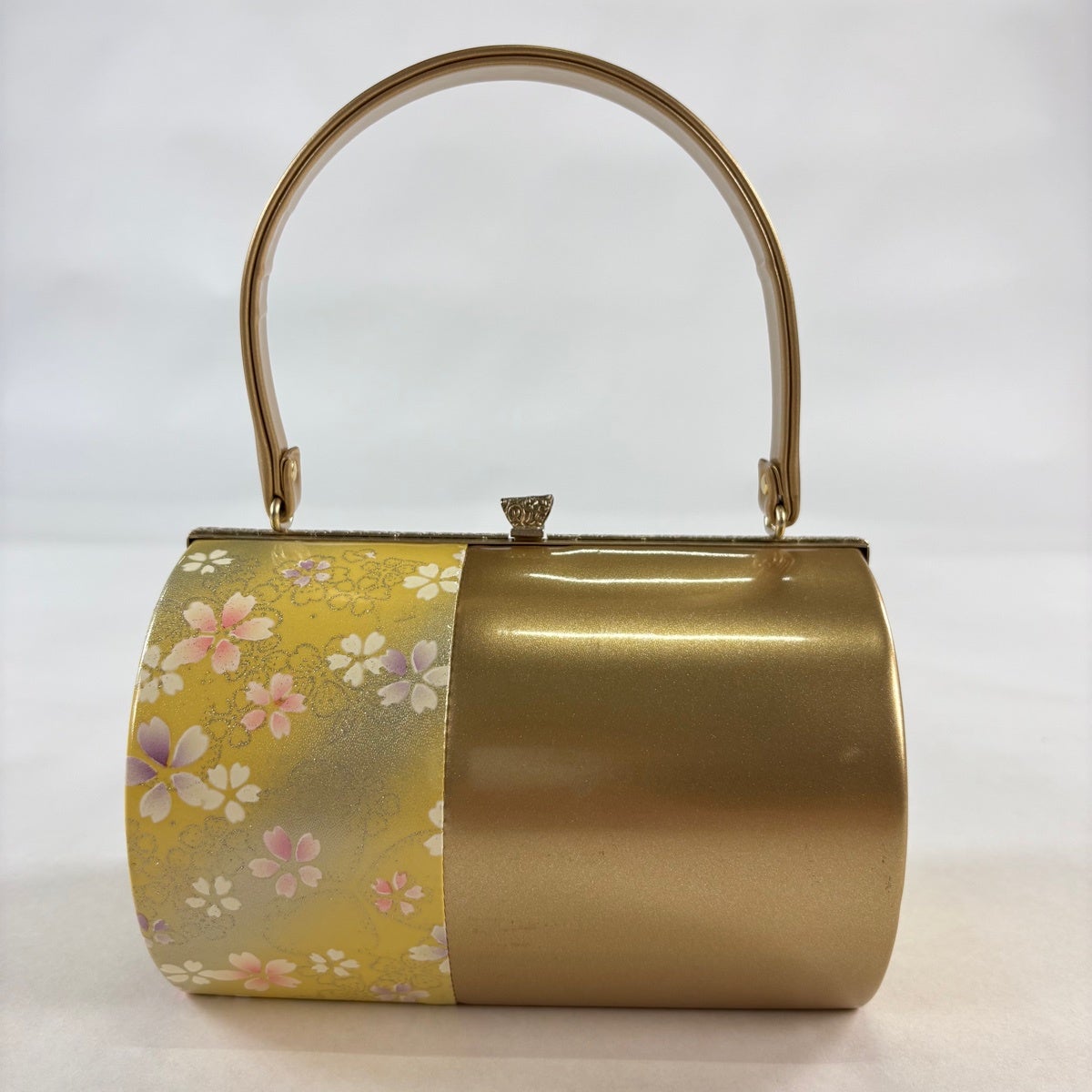 【美品】 和装バッグ 優品 エナメル 【中古】 美品】 和装バッグ 優品 エナメル 【中古】の通販 by バイセル ラクマ