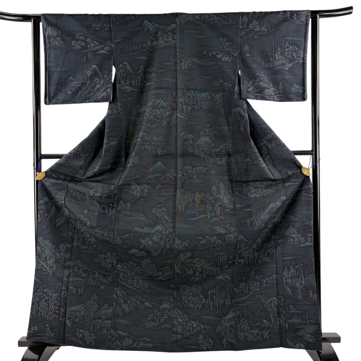 未使用品　単衣 紬 グレー 　身丈160cm 裄丈63.5cm お洒落 正絹 美品】 紬 身丈160cm 裄丈63.5cm S 袷 菱 花 深緑 正絹 優品｜中古