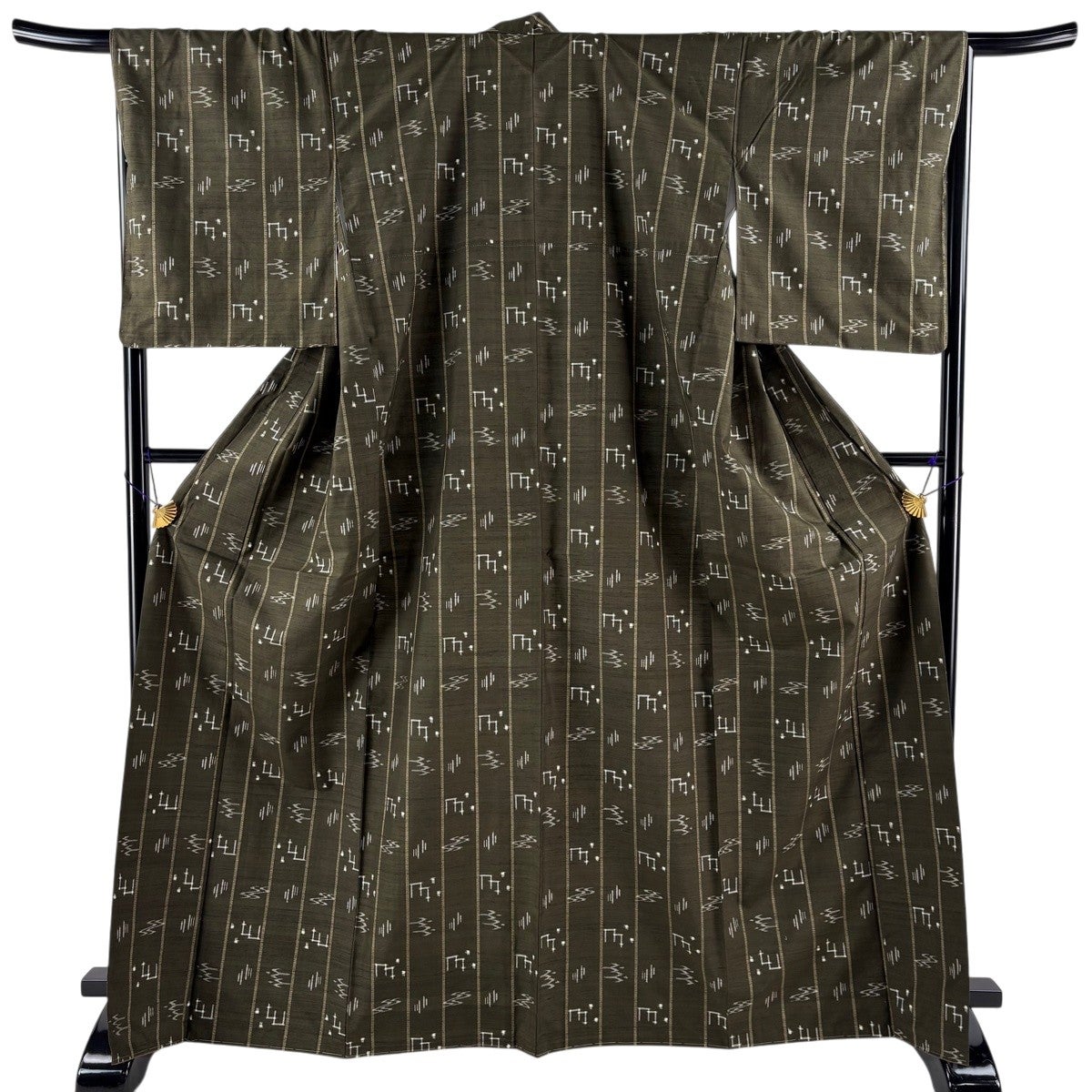 美品】 紬 身丈168.5cm 裄丈68cm L 袷 本場琉球絣 証紙あり 燕 縦縞 茶