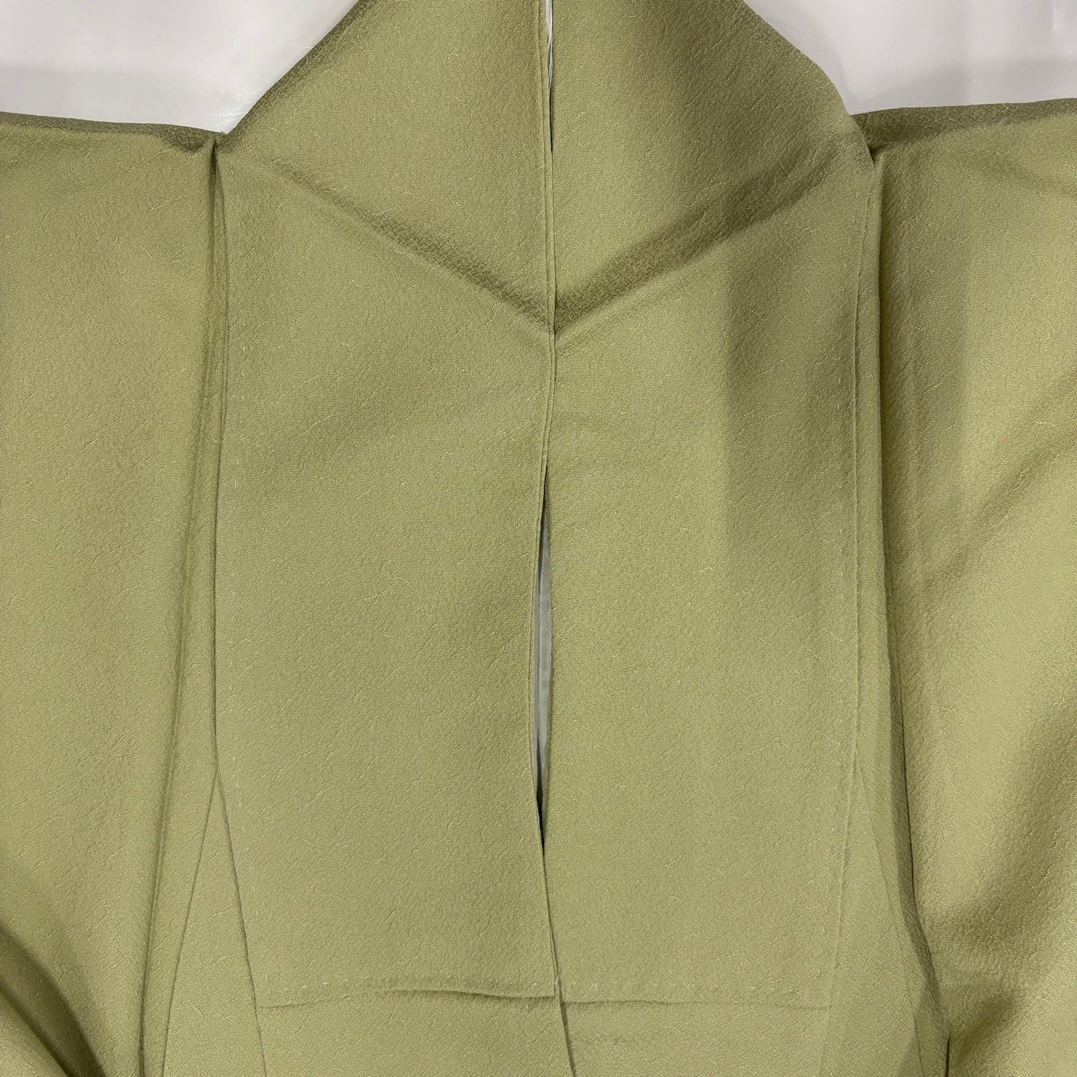 付下げ 身丈152cm 裄丈62cm 正絹 名品 【中古】 付下げ 身丈156cm 裄丈64cm M 袷 桐 ヱ霞 金銀彩 鶯色