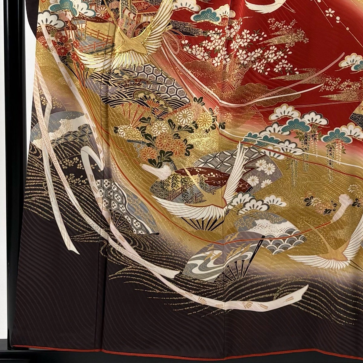 振袖 美品 名品 身丈158cm 裄丈67cm 正絹 【中古】 振袖 身丈158cm 裄丈65cm M 袷 鶴 扇 金糸 金彩 赤 正絹 秀品｜中古