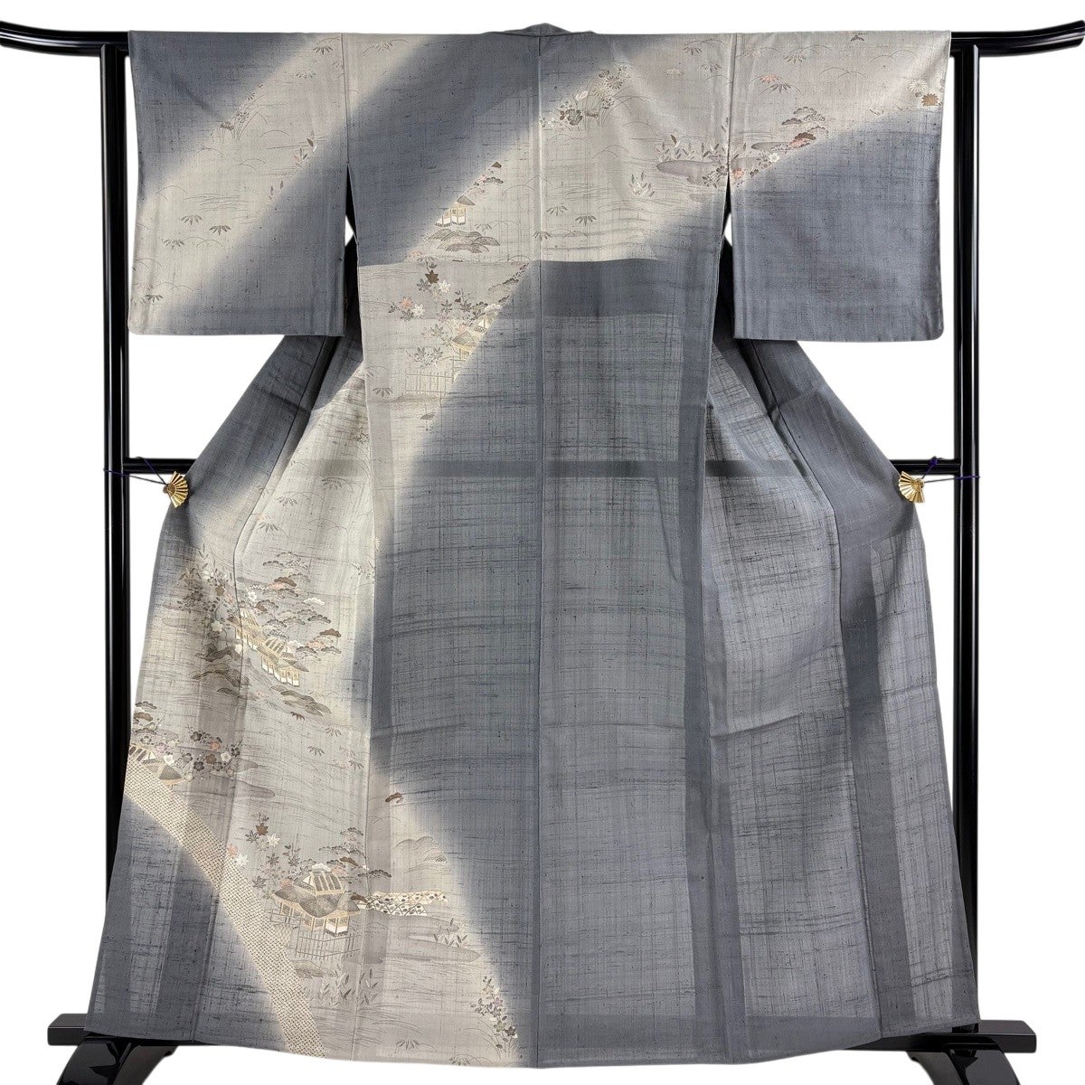 紬 身丈154cm 裄丈60.5cm 正絹 名品 【中古】 紬 身丈154.5cm 裄丈64cm M 袷 縦縞 幾何学模様 ピンクベージュ 正絹