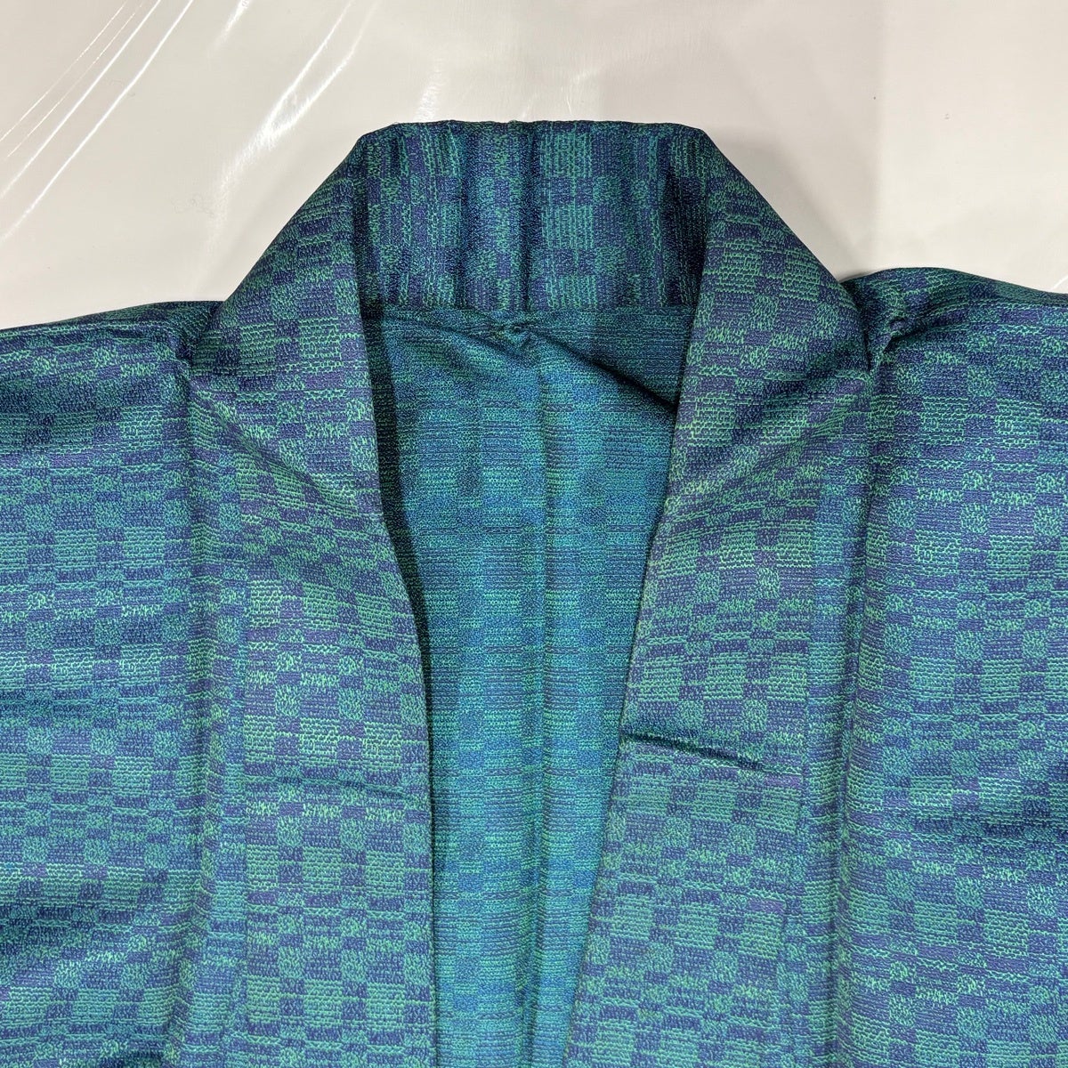美品】 お召 身丈160cm 裄丈63.5cm S 単衣 バチ衿 幾何学 青緑 正絹