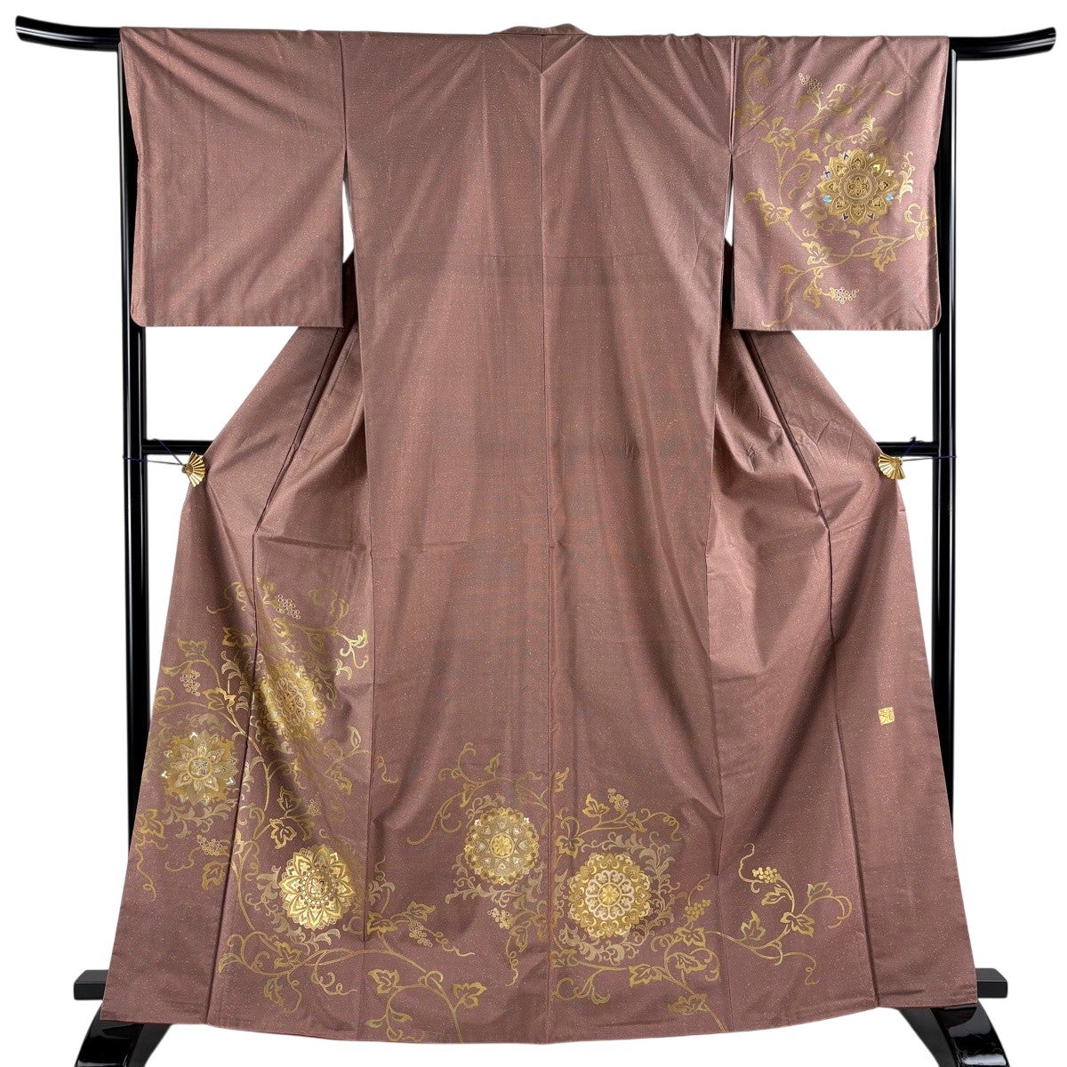 【着物】 紬 唐草文 身丈約149.5cm 裄丈約62.5cm 24z-4406 美品】 訪問着 身丈165.5cm 裄丈65cm M 袷 堀省平 紬地 落款あり 華文