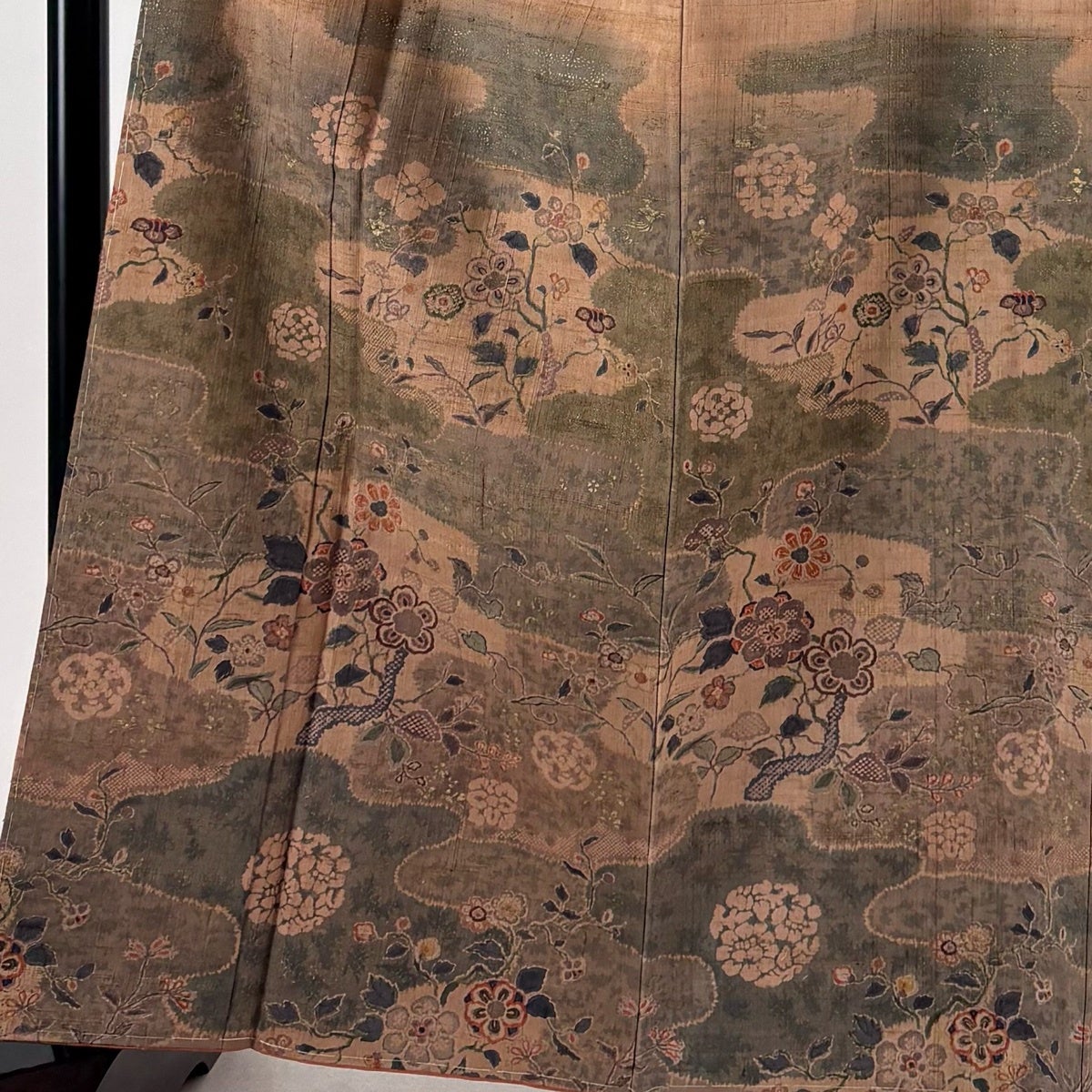 訪問着 身丈162.5cm 裄丈65cm M 袷 紬地 草花 霞 金彩 茶色 正絹 名品