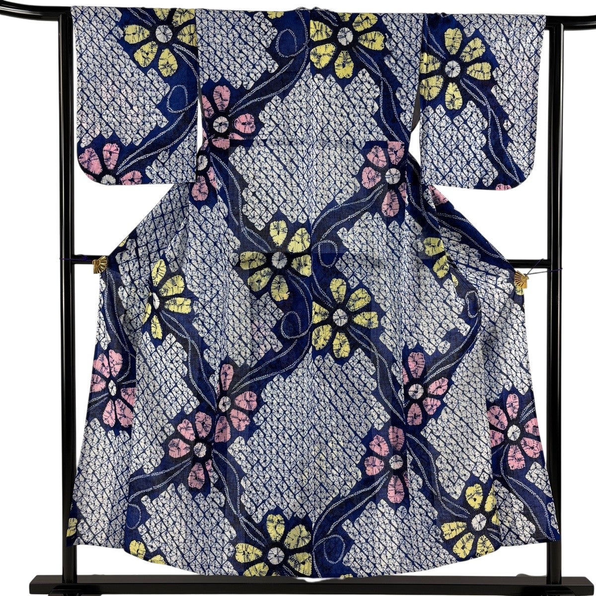 浴衣 身丈160.5cm 裄丈65cm M 絞り浴衣 花 幾何学 濃紺 綿 名品｜中古