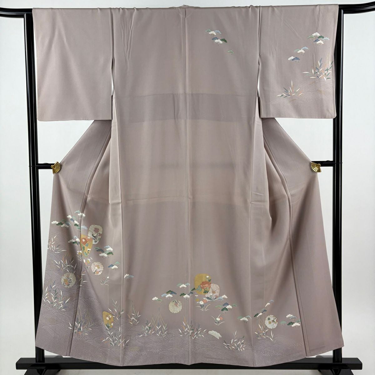 訪問着 身丈156cm 裄丈65cm M 袷 落款あり 菊 若松 金彩 ぼかし 焦茶色