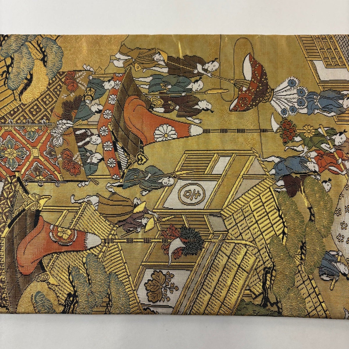 丸帯 百人一首 雅な平安貴族 金糸 逸品 両面全通 美品】 丸帯 秀品 山鉾 人物 金糸 箔 金色 全通 正絹｜中古・古着