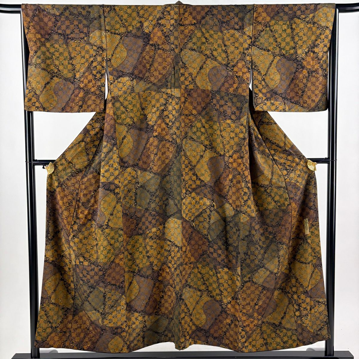 小紋 身丈162.5cm 裄丈65.5cm 正絹 名品 【中古】 美品】 小紋 身丈162cm 裄丈65.5cm M 袷 前田仁仙 やまと 落款あり