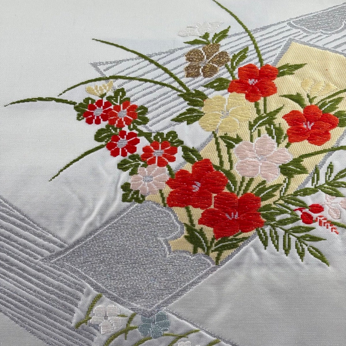 名古屋帯 優品 短冊 草花 金銀糸 刺繍 薄緑 正絹｜中古・古着
