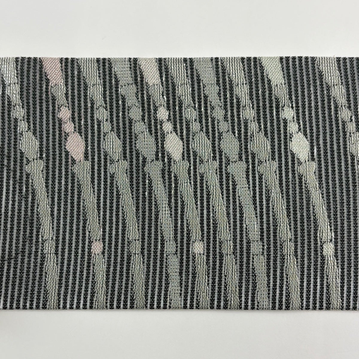 名古屋帯 秀品 正絹 【中古】 名古屋帯 秀品 正絹 【中古】の通販 by バイセル ラクマ店｜ラクマ