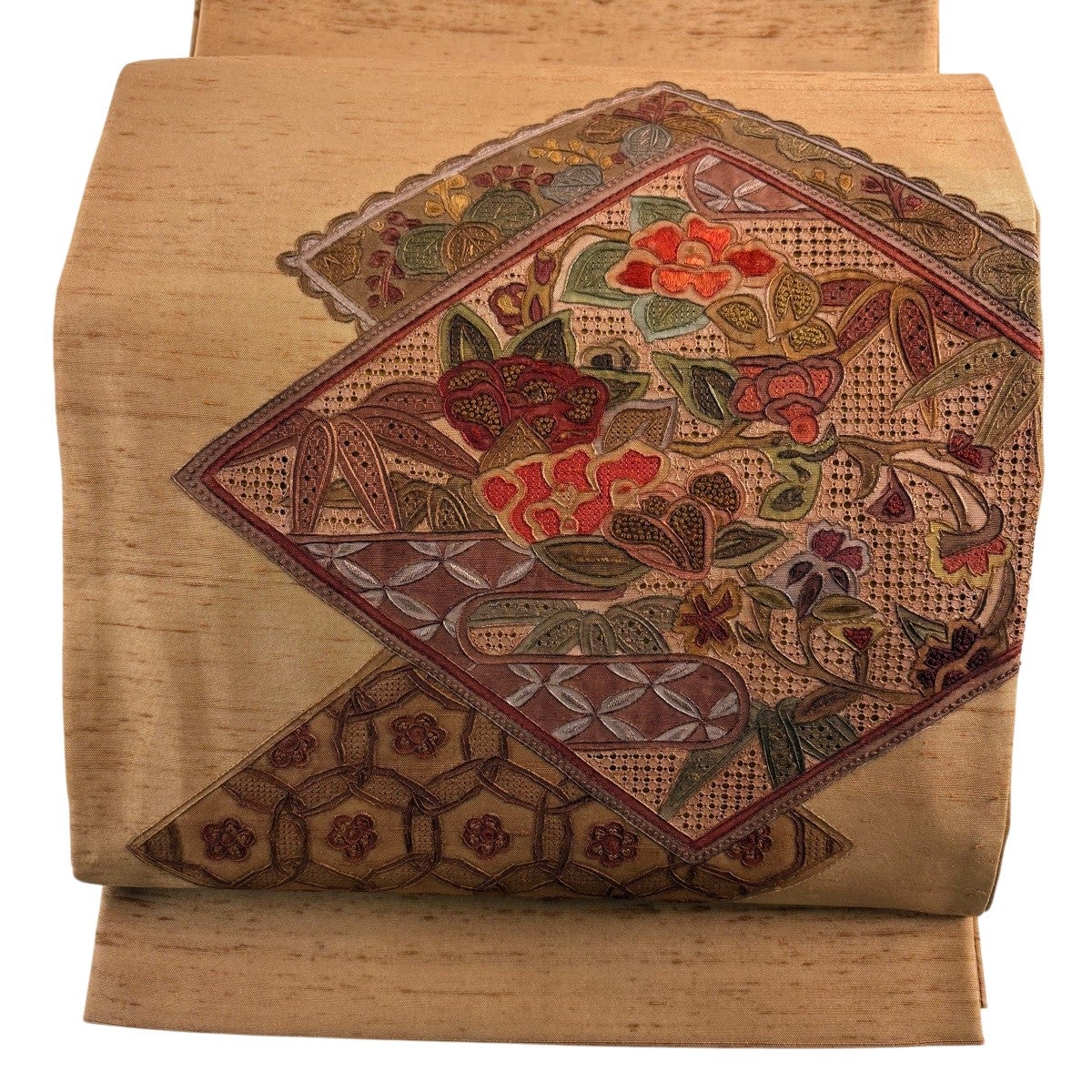 汕頭刺繍 秀品｜バイセルオンライン 中古・リサイクル着物【公式】通販