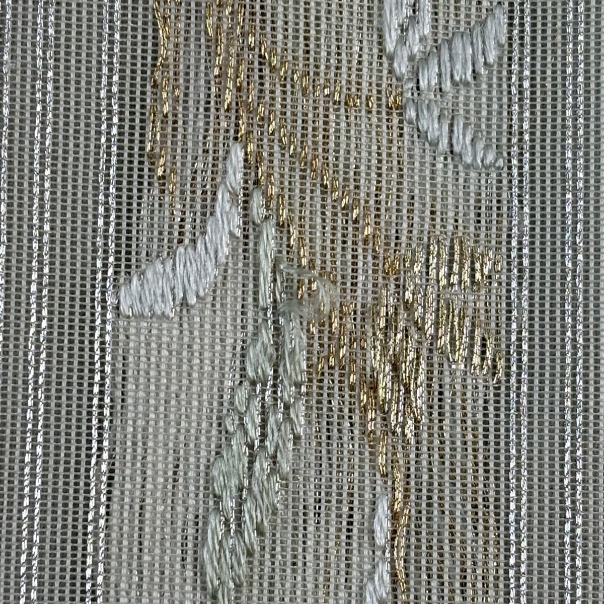 美品】 名古屋帯 秀品 夏帯 紗 花唐草 縞 刺繍 金銀糸 灰緑 正絹｜中古