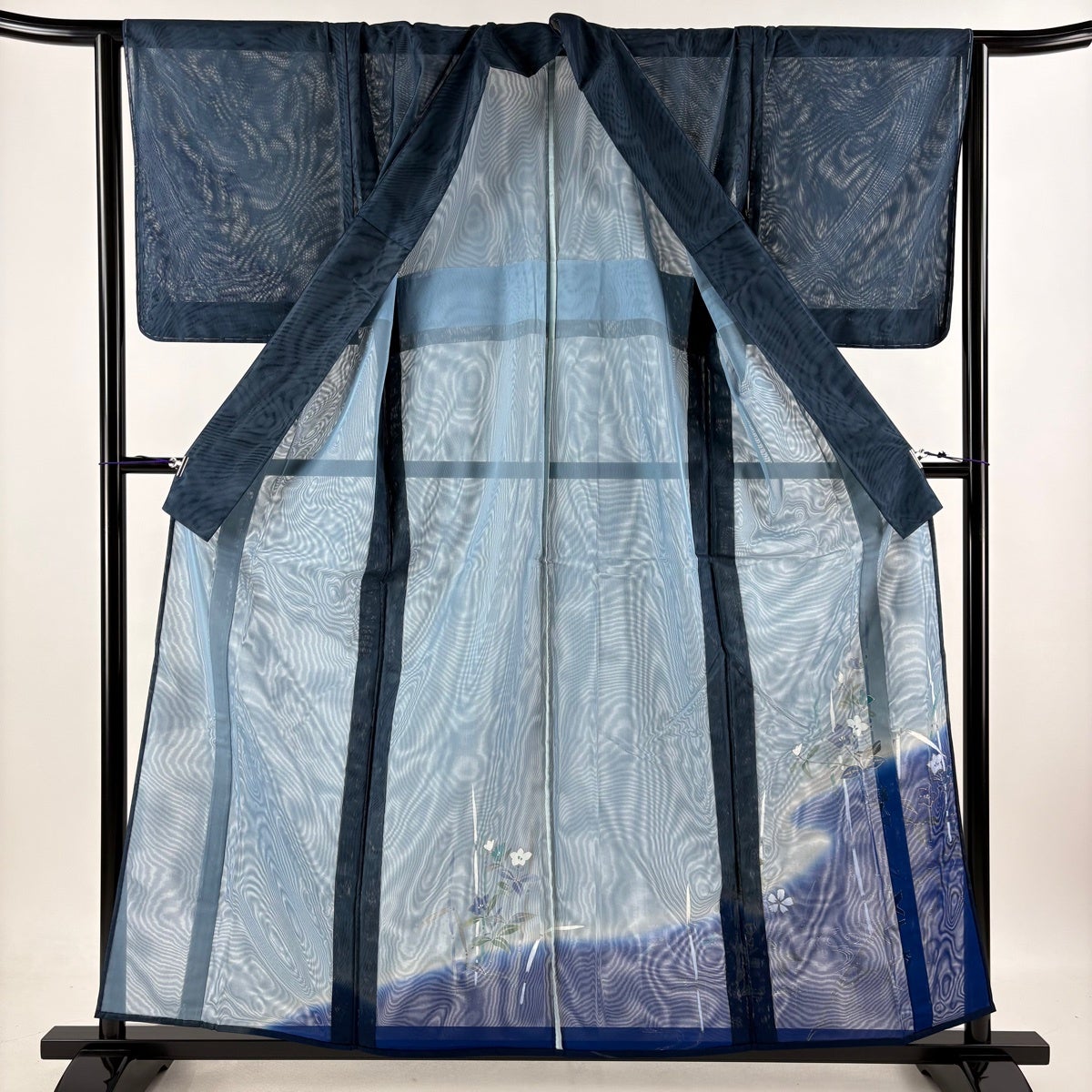 美品】 付下げ 身丈158cm 裄丈64cm M 紗袷 秋草 流水 金彩 ぼかし 紺色